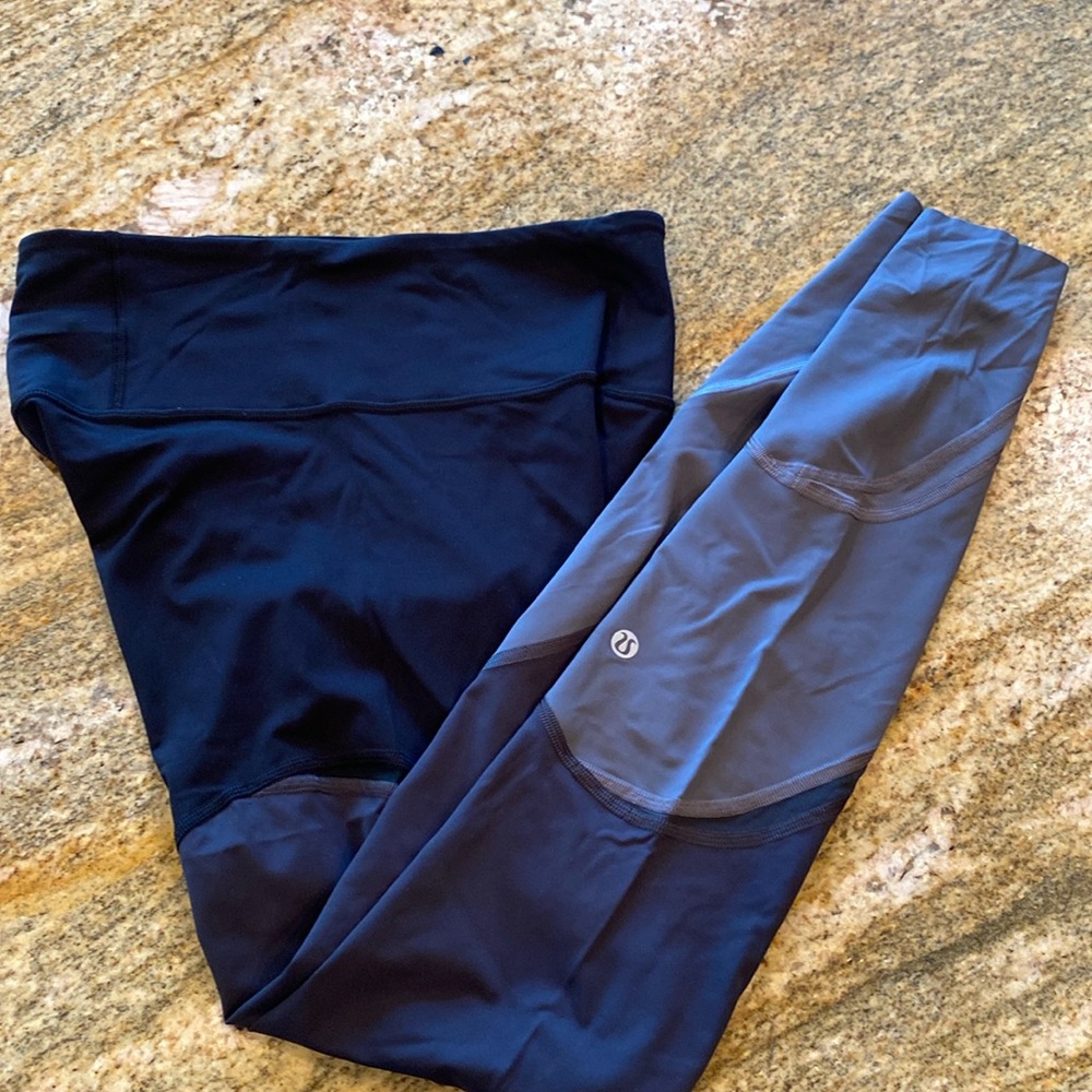 Lululemon running Tights - black/gray -  size 6